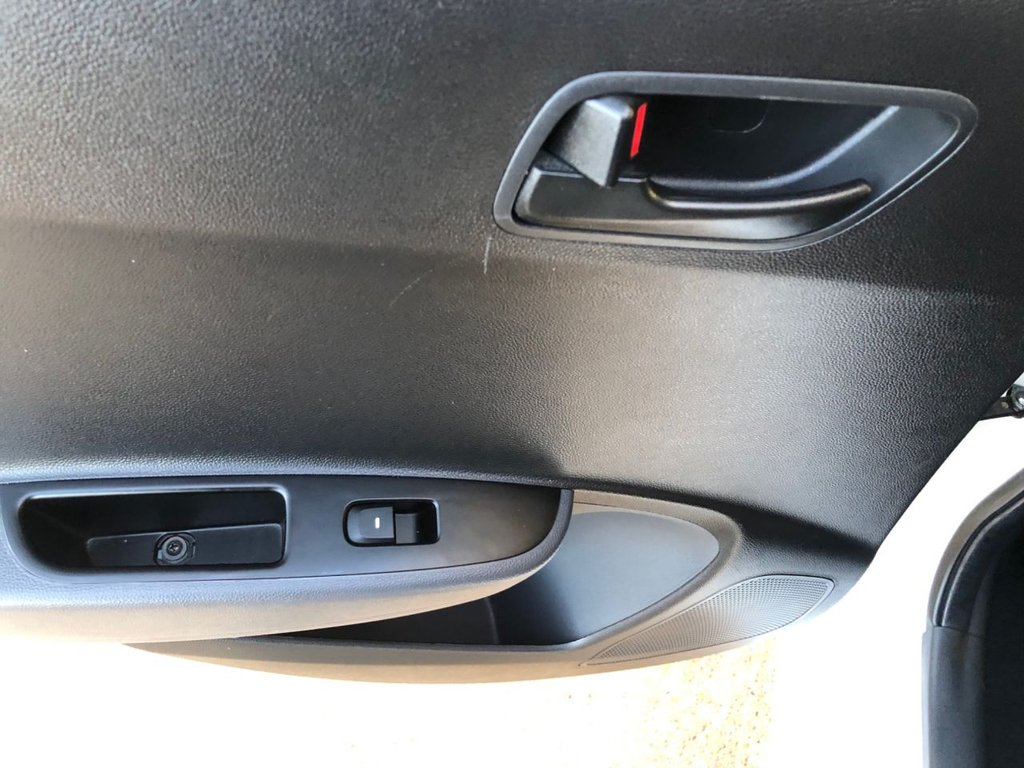 Used Hyundai i10 2018 for sale - 76900512: Photo 26