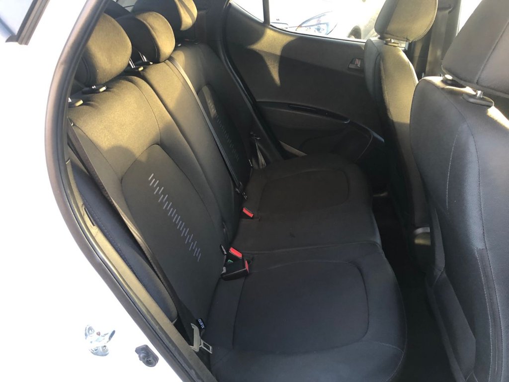 Used Hyundai i10 2018 for sale - 76900512: Photo 28