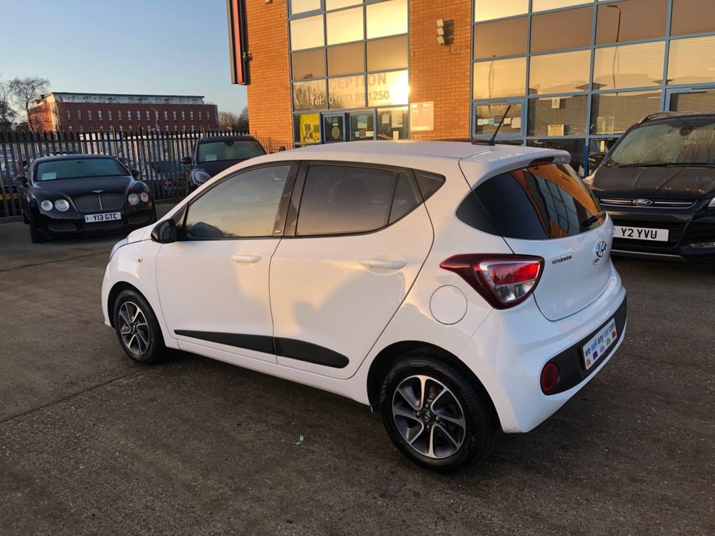 Used Hyundai i10 2018 for sale - 76900512: Photo 7