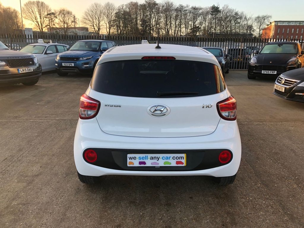 Used Hyundai i10 2018 for sale - 76900512: Photo 8