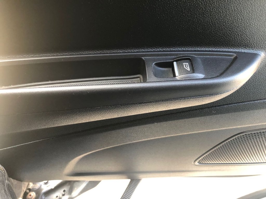 Used Ford B-MAX 2015 for sale - 77406719: Photo 24