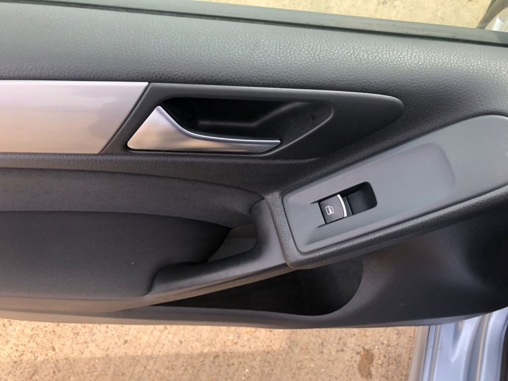 Used Volkswagen Golf 2012 for sale - 77406739: Photo 19