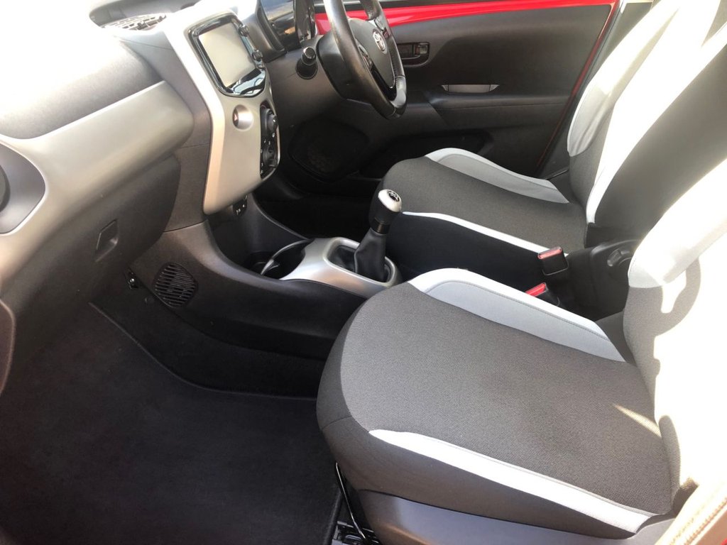 Used Toyota AYGO 2015 for sale - 76092722: Photo 13