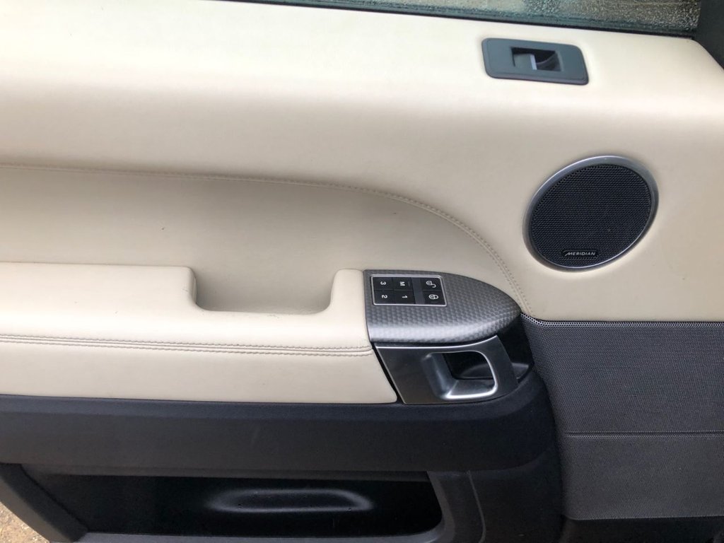 Used Land Rover Range Rover Sport 2014 for sale - 77406730: Photo 24