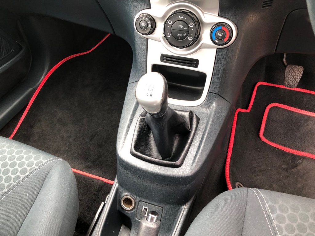 Used Ford Fiesta 2011 for sale - 77436652: Photo 16