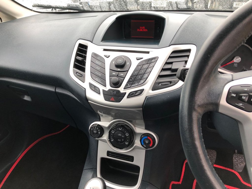 Used Ford Fiesta 2011 for sale - 77436652: Photo 20