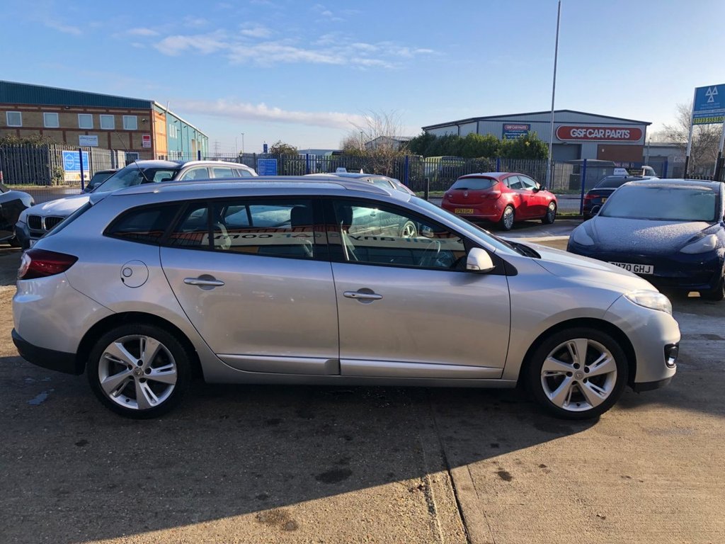 Used Renault Megane 2013 for sale - 76223284: Photo 10