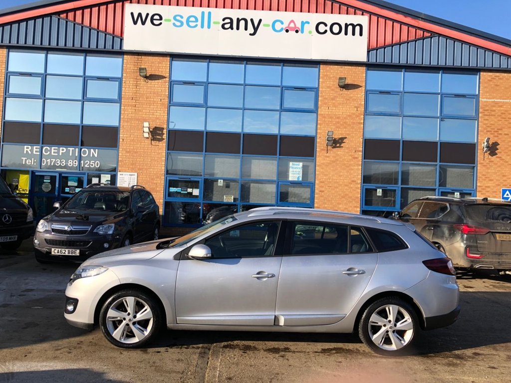 Used Renault Megane 2013 for sale - 76223284: Photo 11