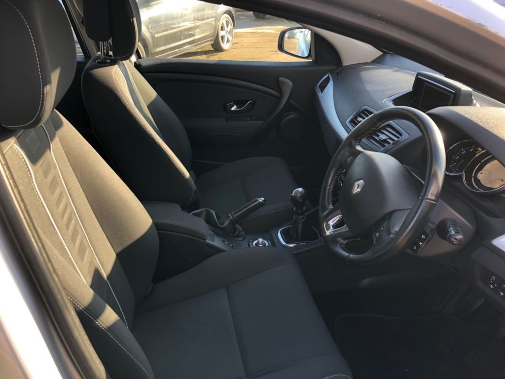 Used Renault Megane 2013 for sale - 76223284: Photo 13