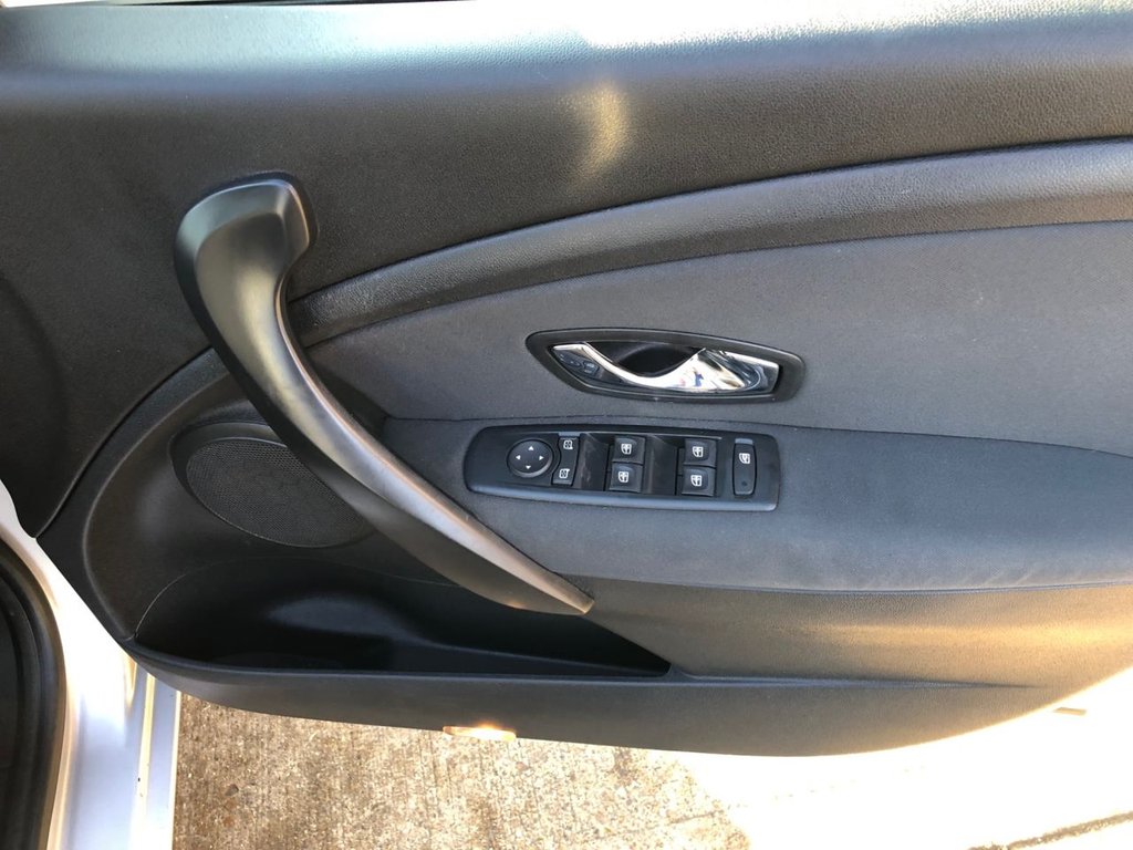 Used Renault Megane 2013 for sale - 76223284: Photo 14