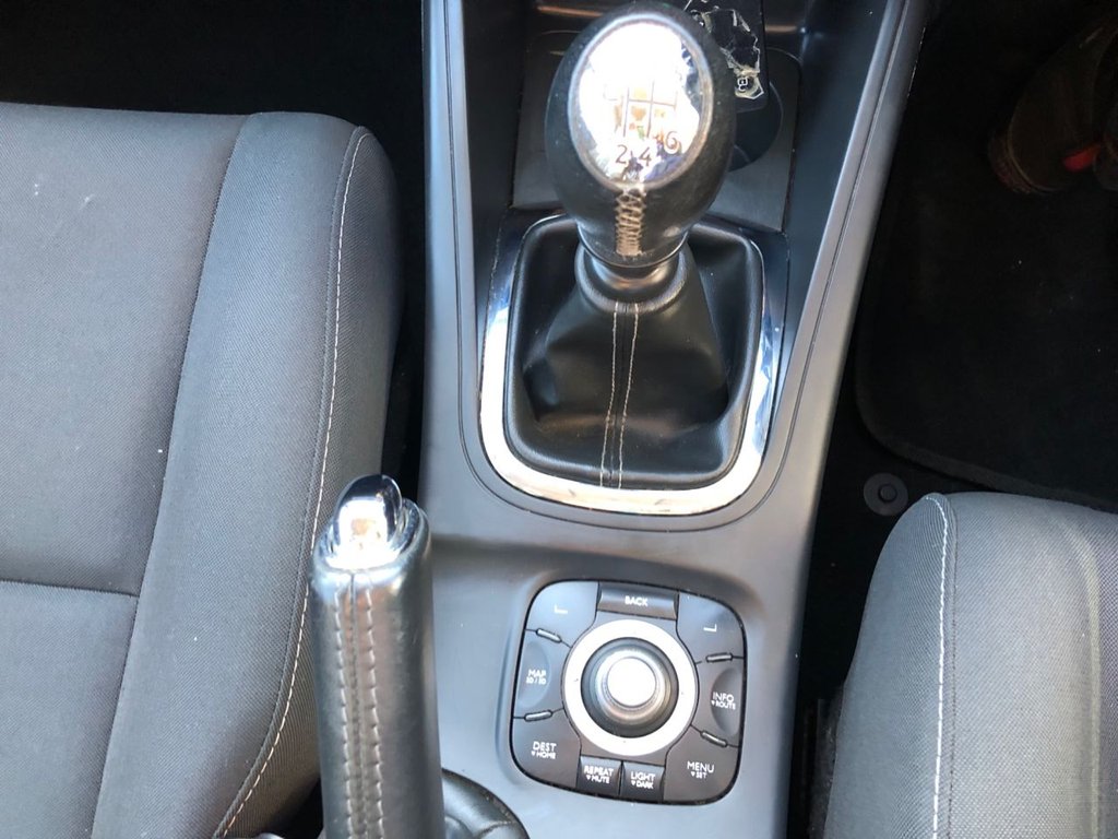 Used Renault Megane 2013 for sale - 76223284: Photo 19