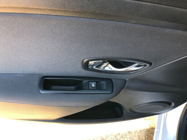 Used Renault Megane 2013 for sale - 76223284: Photo 22