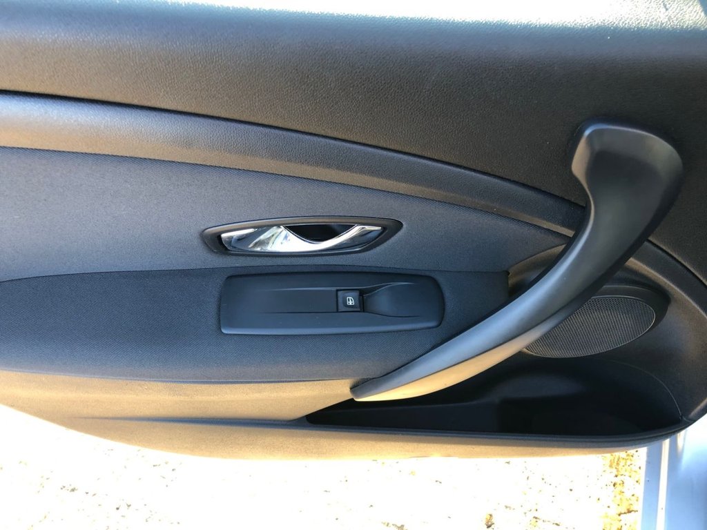 Used Renault Megane 2013 for sale - 76223284: Photo 23