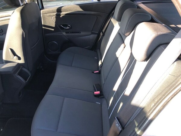 Used Renault Megane 2013 for sale - 76223284: Photo 24