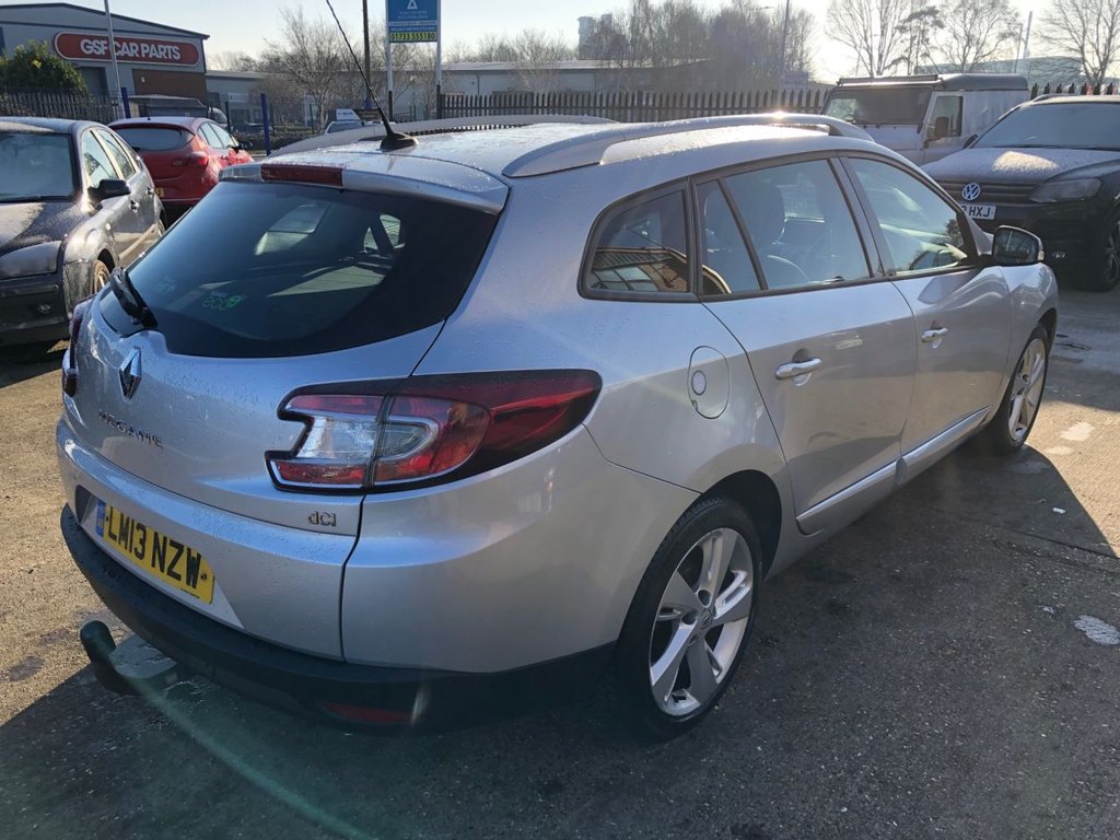 Used Renault Megane 2013 for sale - 76223284: Photo 6