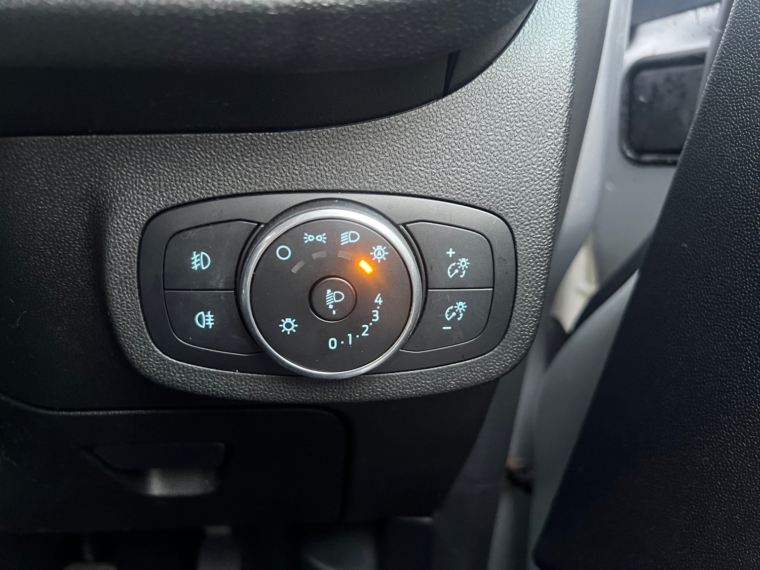 Used Ford Fiesta 2018 for sale - 77482365: Photo 27