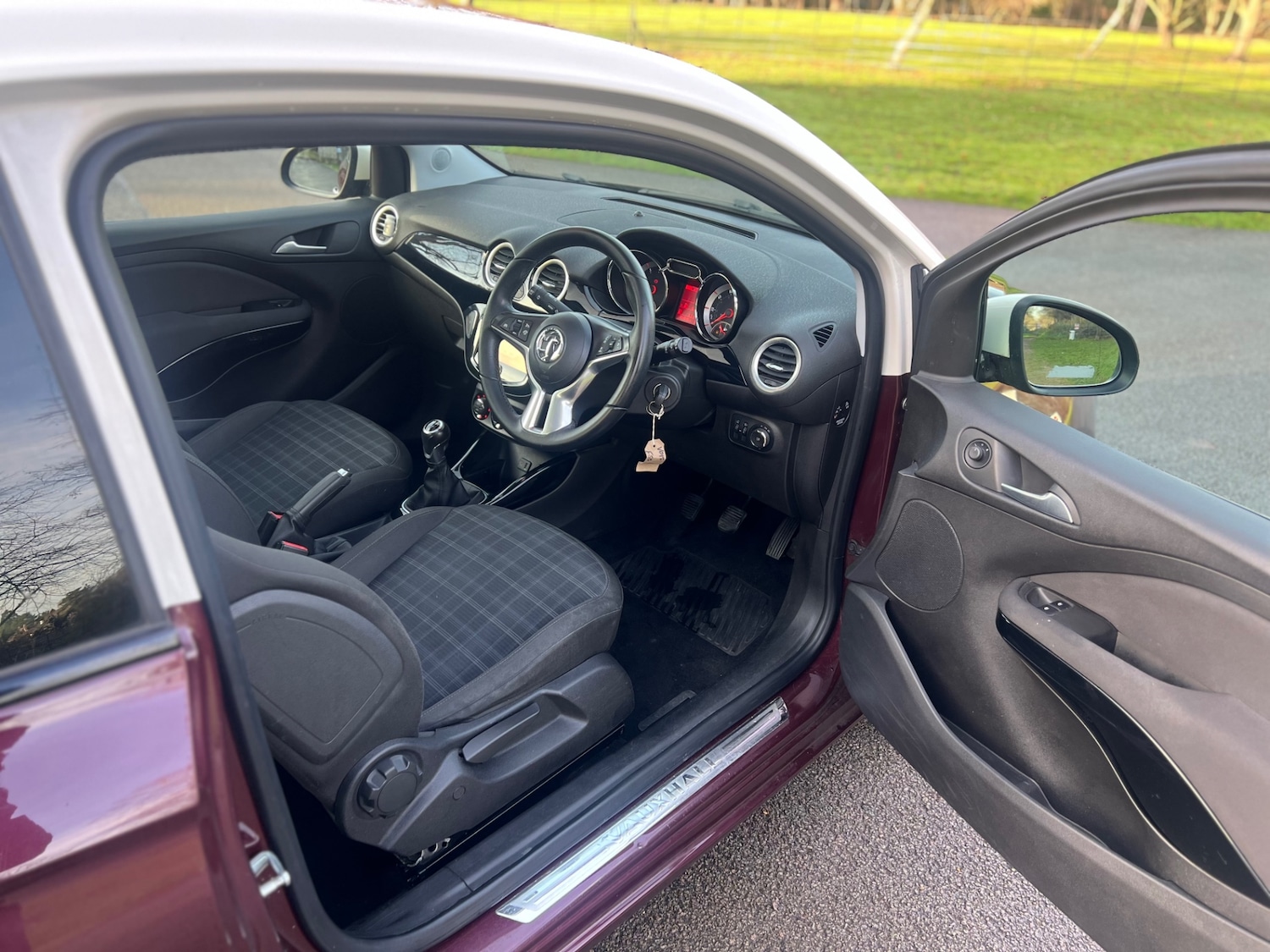 Used Vauxhall ADAM 2015 for sale - 76937374: Photo 13