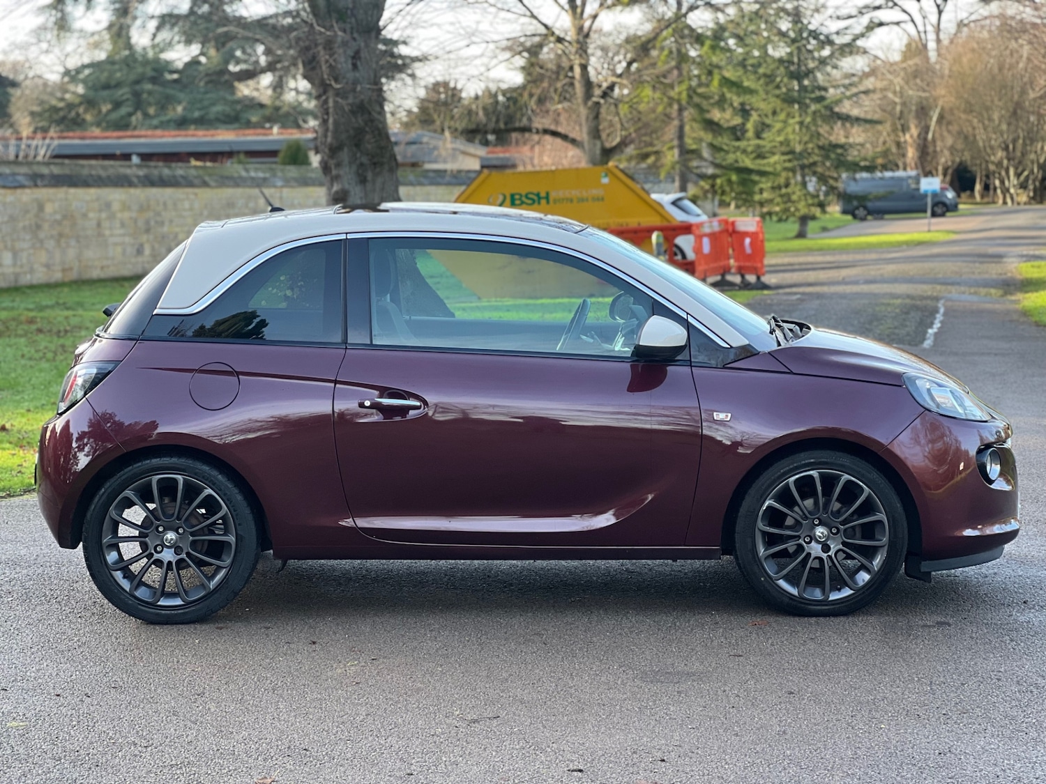 Used Vauxhall ADAM 2015 for sale - 76937374: Photo 2