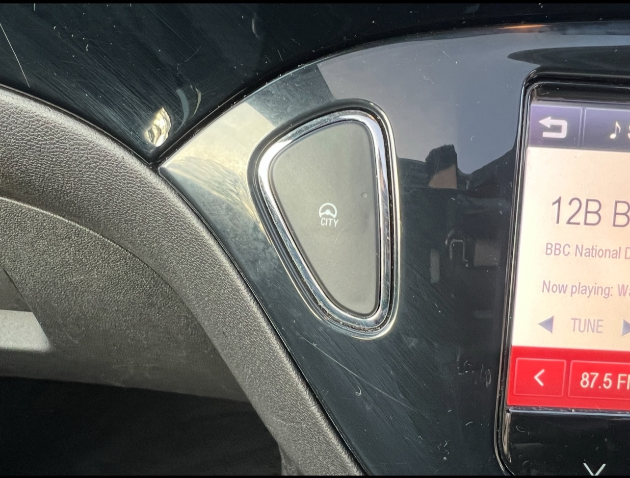 Used Vauxhall ADAM 2015 for sale - 76937374: Photo 25