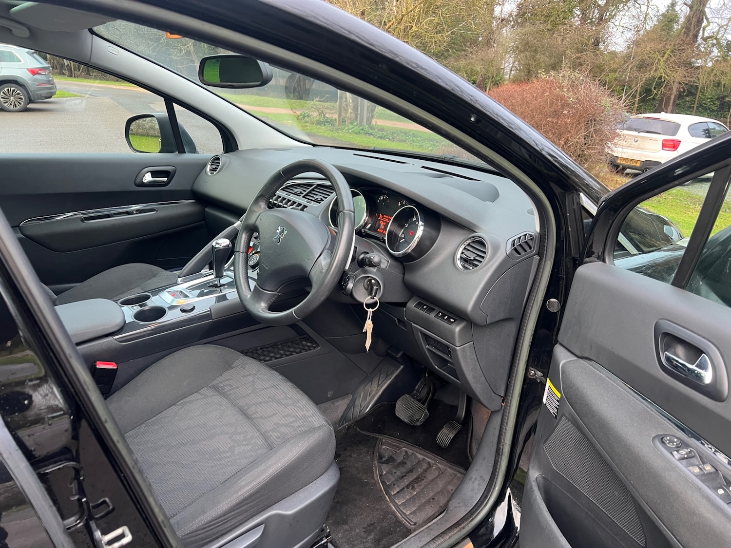 Used Peugeot 3008 2013 for sale - 77482396: Photo 12