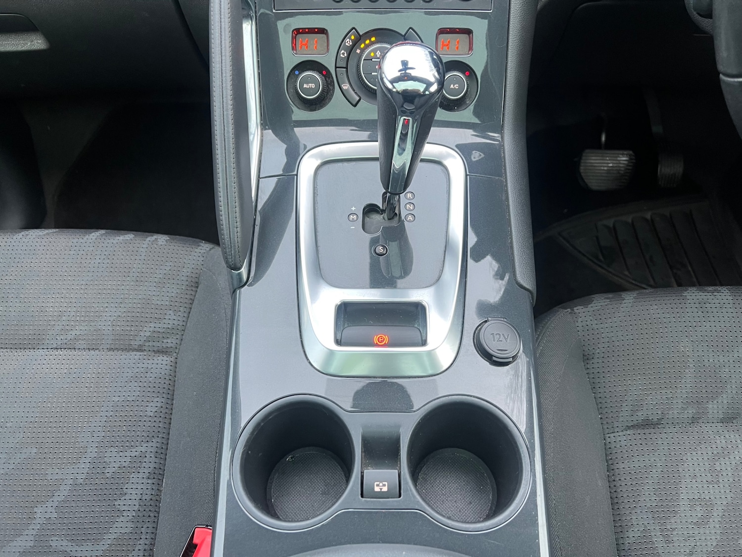 Used Peugeot 3008 2013 for sale - 77482396: Photo 18