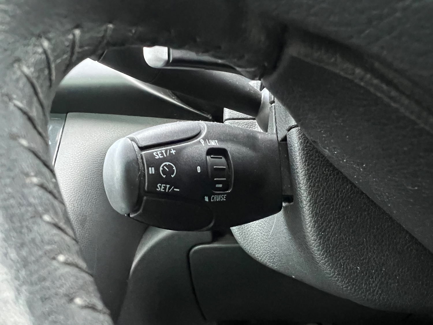 Used Peugeot 3008 2013 for sale - 77482396: Photo 25