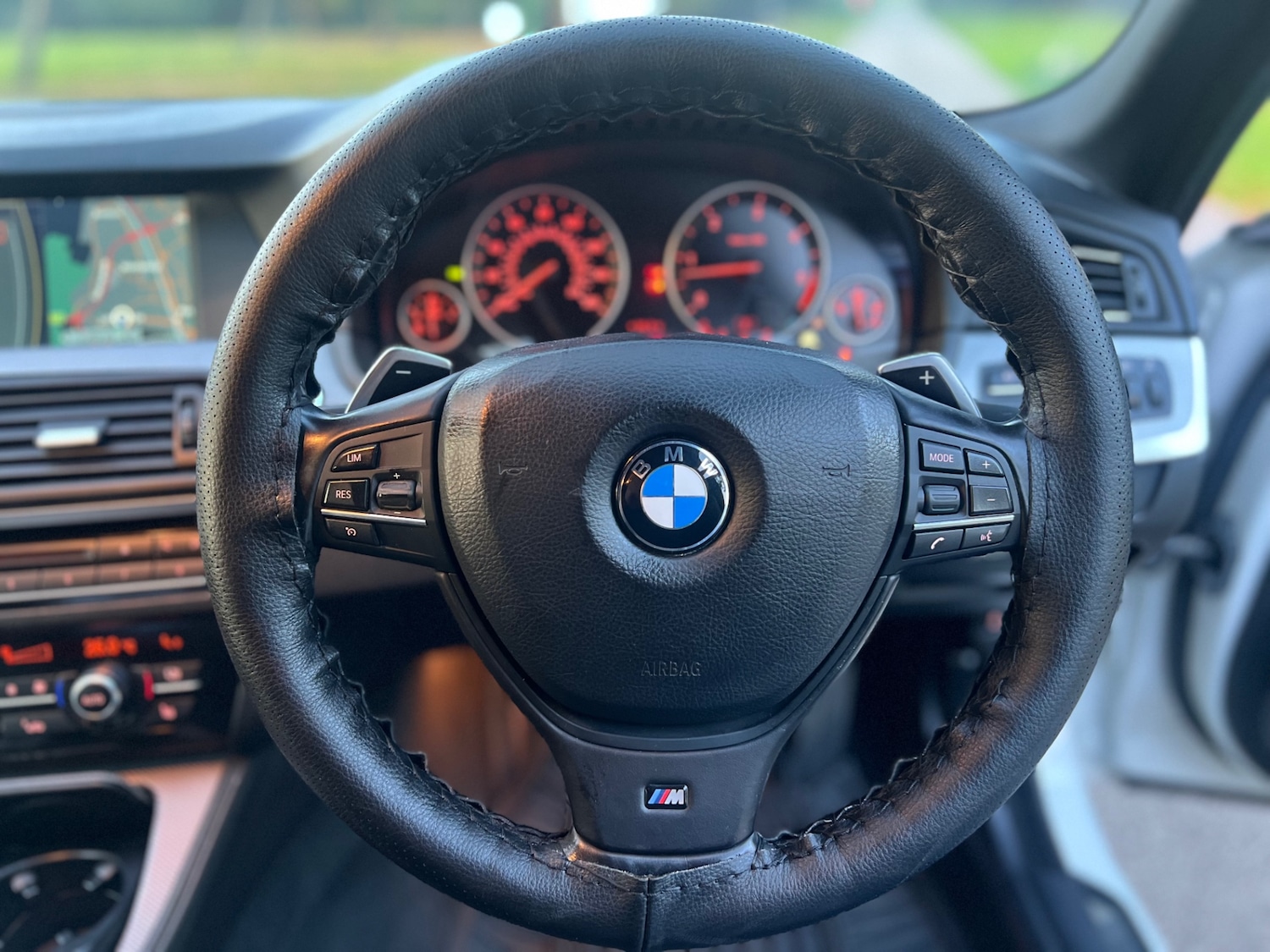 Used BMW 5 Series 2010 for sale - 76937385: Photo 32