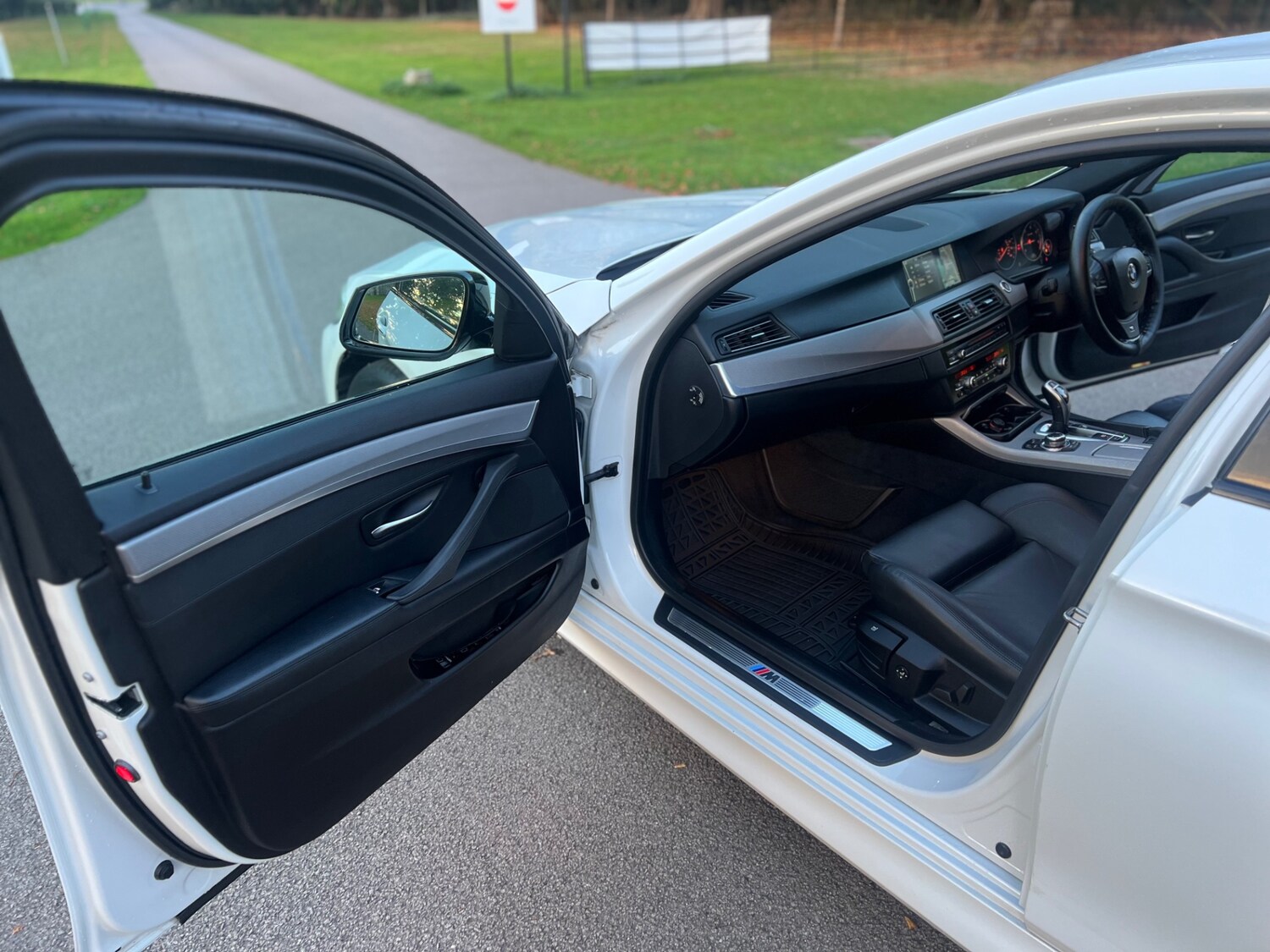 Used BMW 5 Series 2010 for sale - 76937385: Photo 35