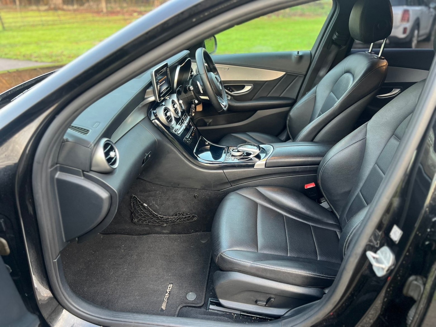 Used Mercedes-Benz C Class 2014 for sale - 77136149: Photo 15