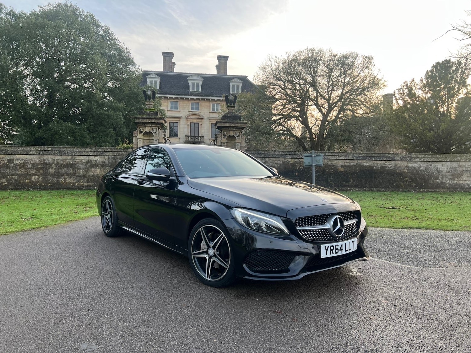 Used Mercedes-Benz C Class 2014 for sale - 77136149: Photo 2