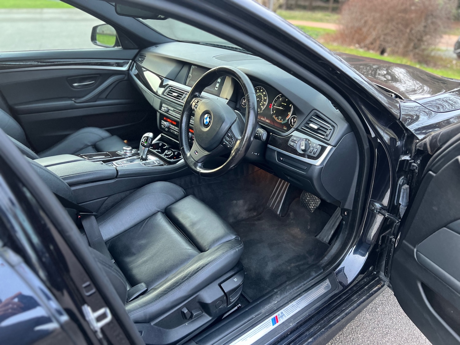 Used BMW 5 Series 2011 for sale - 77709218: Photo 15