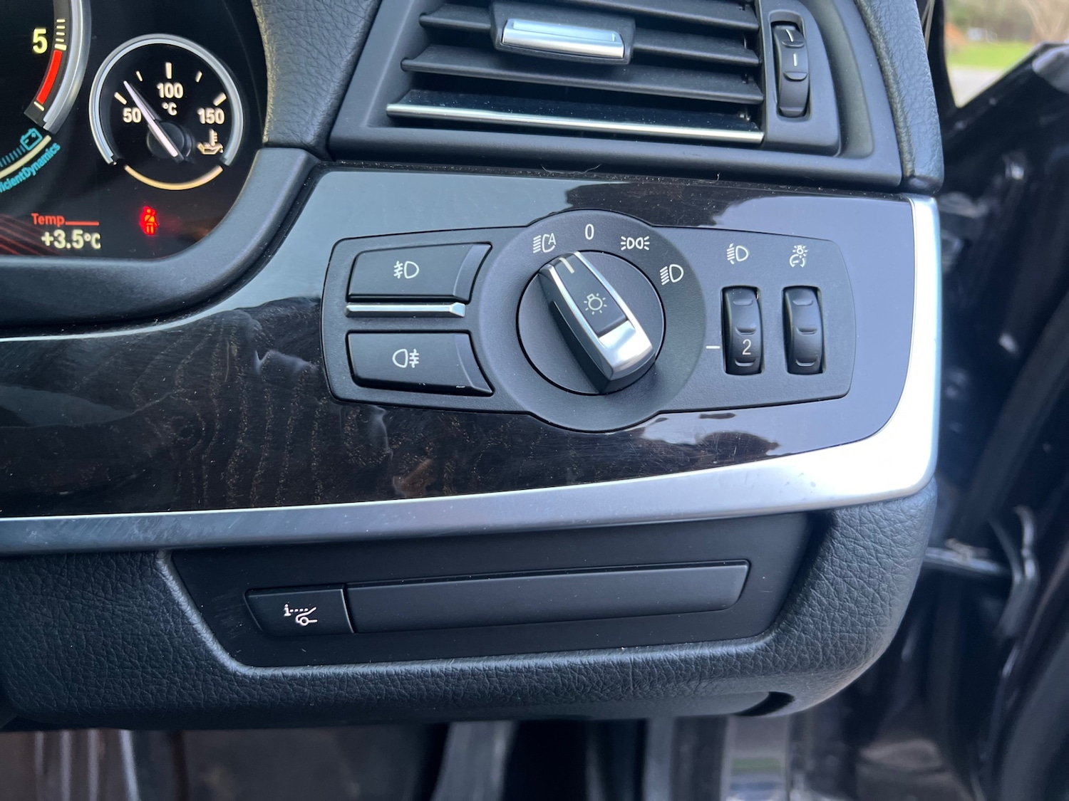 Used BMW 5 Series 2011 for sale - 77709218: Photo 28