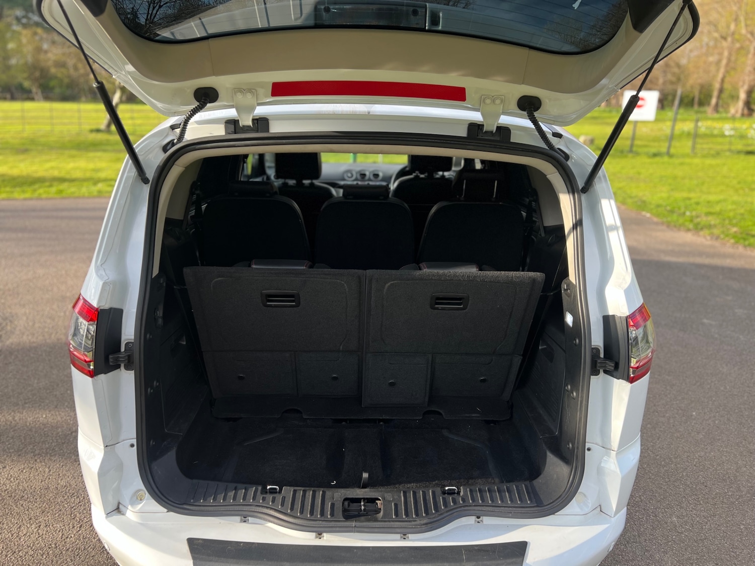 Used Ford S-Max 2013 for sale - 78171584: Photo 11