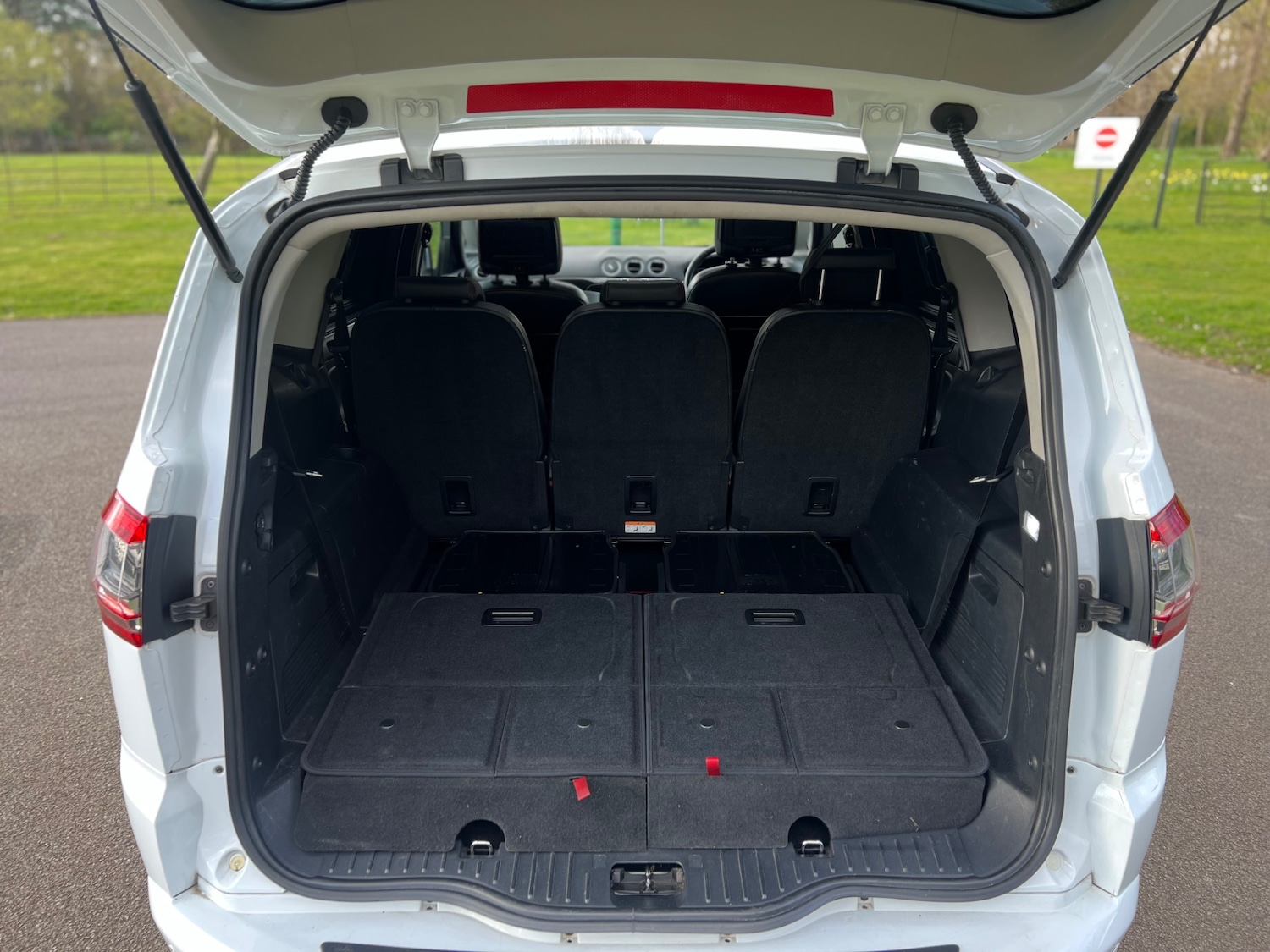 Used Ford S-Max 2013 for sale - 78171584: Photo 12