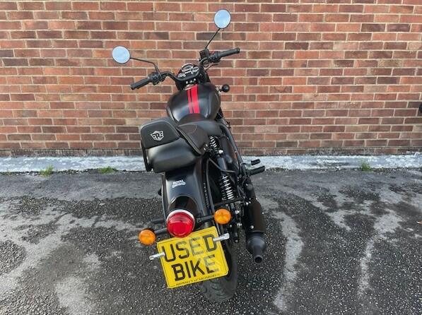 Royal Enfield CLASSIC