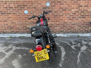 Used Royal Enfield CLASSIC 2024 for sale - bike-77883241: Photo