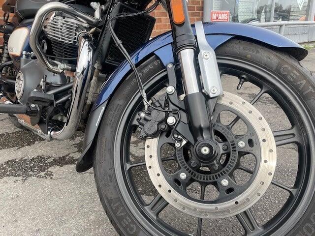 Royal Enfield SUPER METEOR