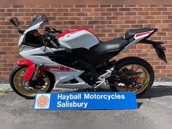 Used Yamaha YZF-R125 undefined for sale - bike-78170274: Photo