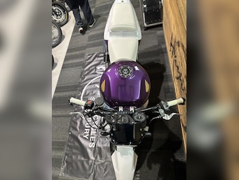 Used Honda CBR900RR Fireblade undefined for sale - bike-77882116: Photo