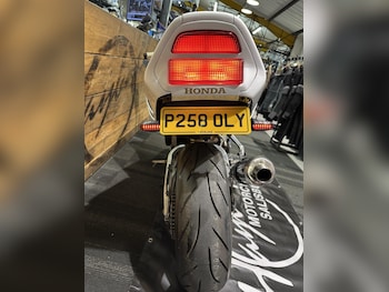 Used Honda CBR900RR Fireblade undefined for sale - bike-77882116: Photo