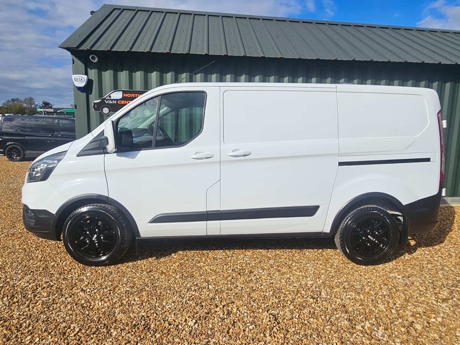 Used Ford Transit Custom 2022 for sale - 75995145: Photo 2