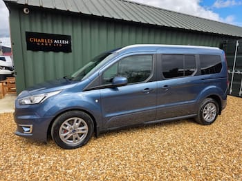 Used Ford Grand Tourneo Connect 2022 for sale - 79787160: Photo