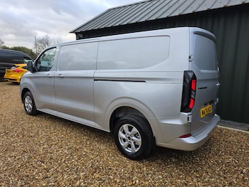 Used Ford Transit Custom 2024 for sale - 76613611: Photo