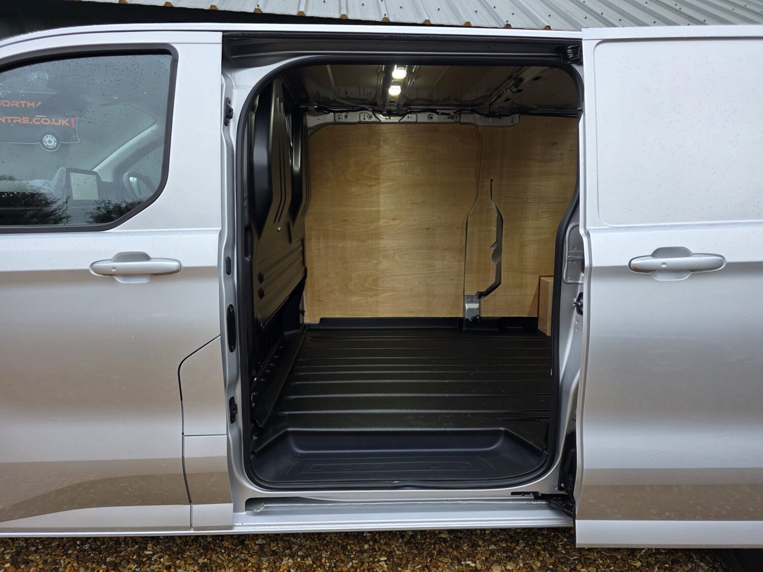 Used Ford Transit Custom 2024 for sale - 76532555: Photo 11