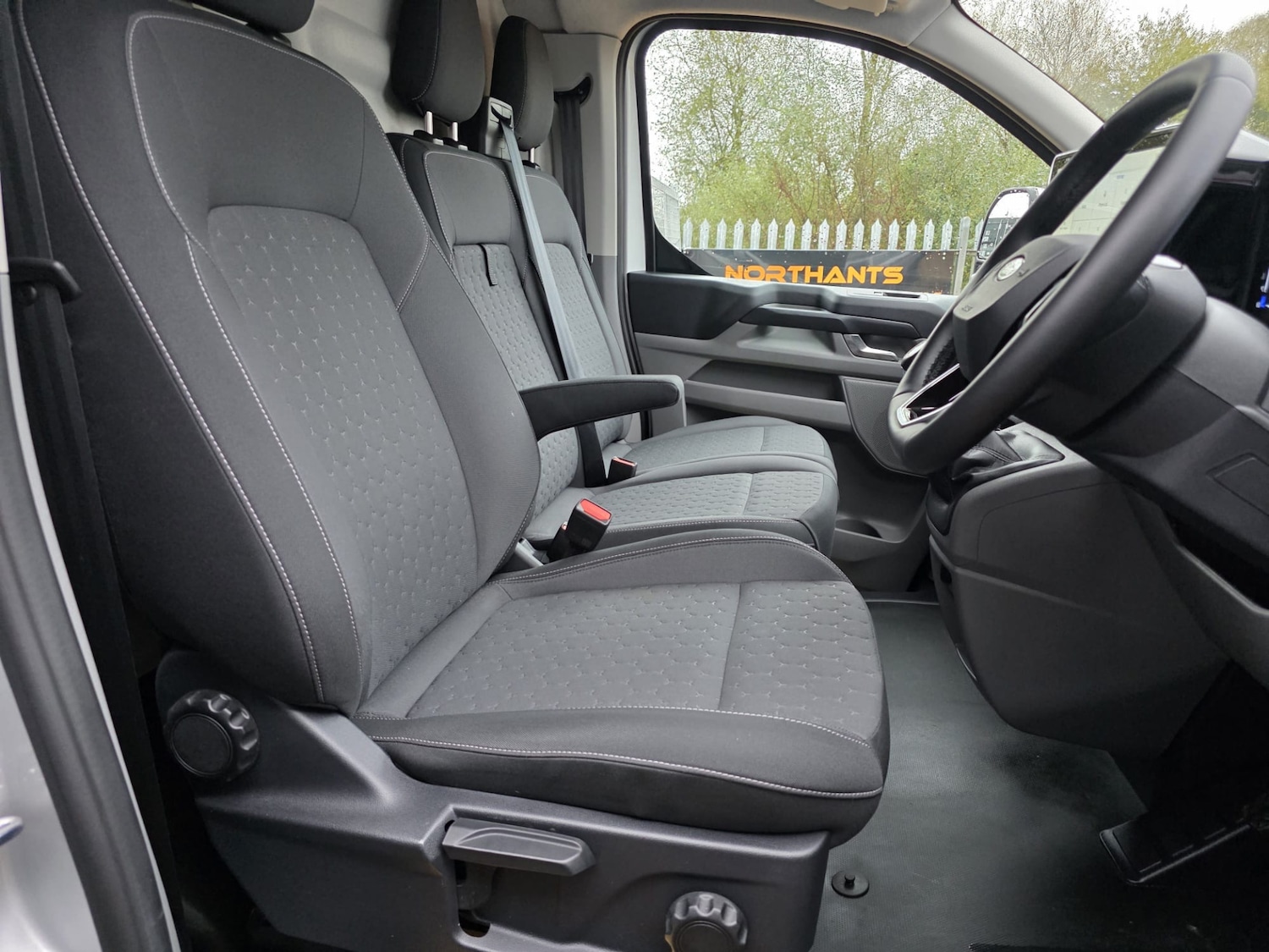 Used Ford Transit Custom 2024 for sale - 76532555: Photo 17