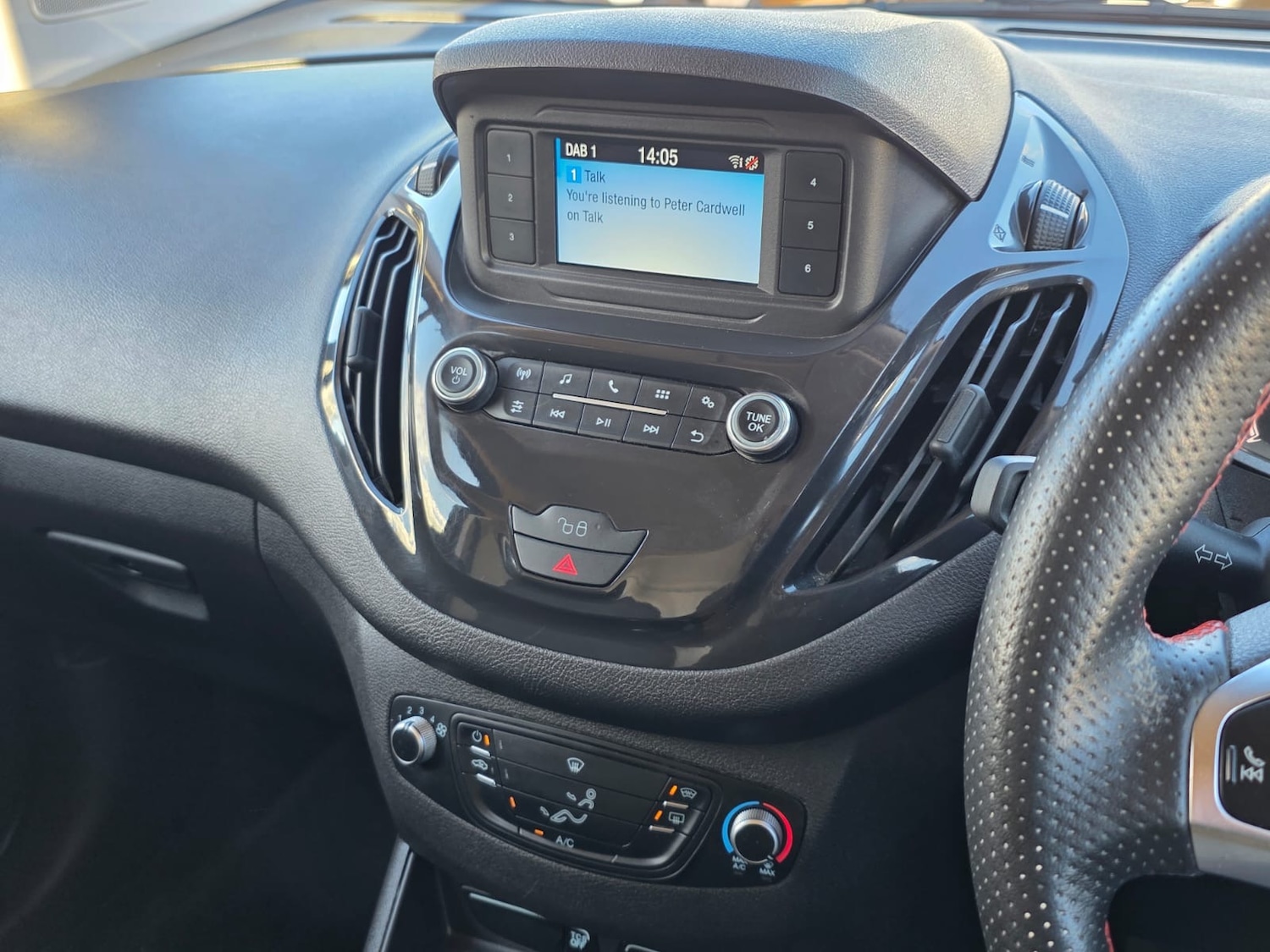 Used Ford Transit Courier 2023 for sale - 77567571: Photo 12