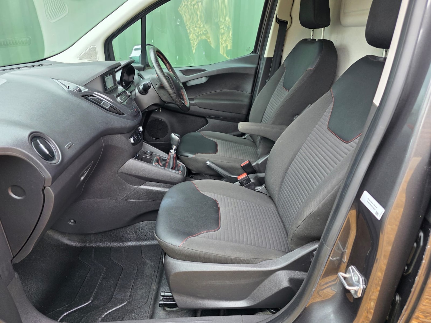 Used Ford Transit Courier 2023 for sale - 77567571: Photo 15