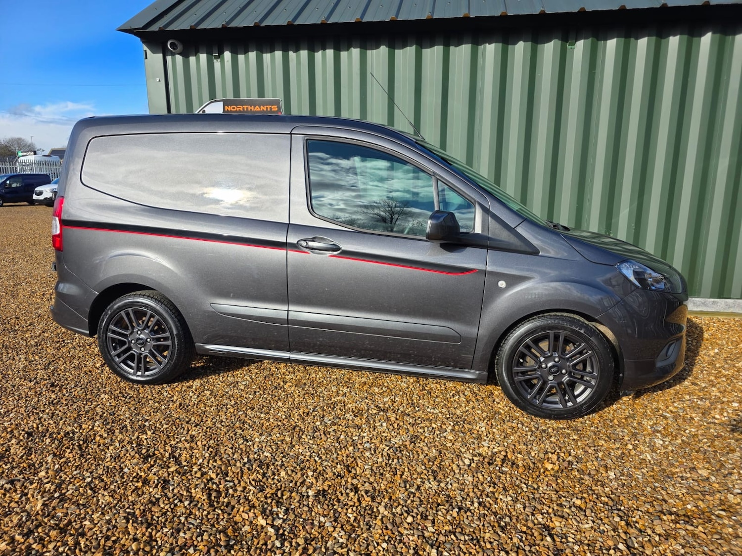 Used Ford Transit Courier 2023 for sale - 77567571: Photo 7