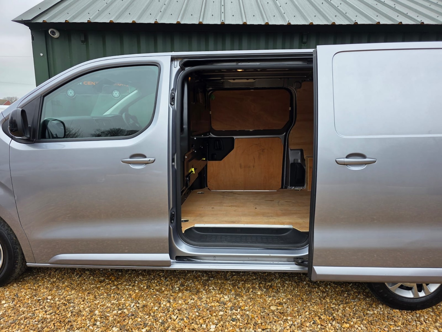 Used Vauxhall Vivaro 2022 for sale - 77365155: Photo 11