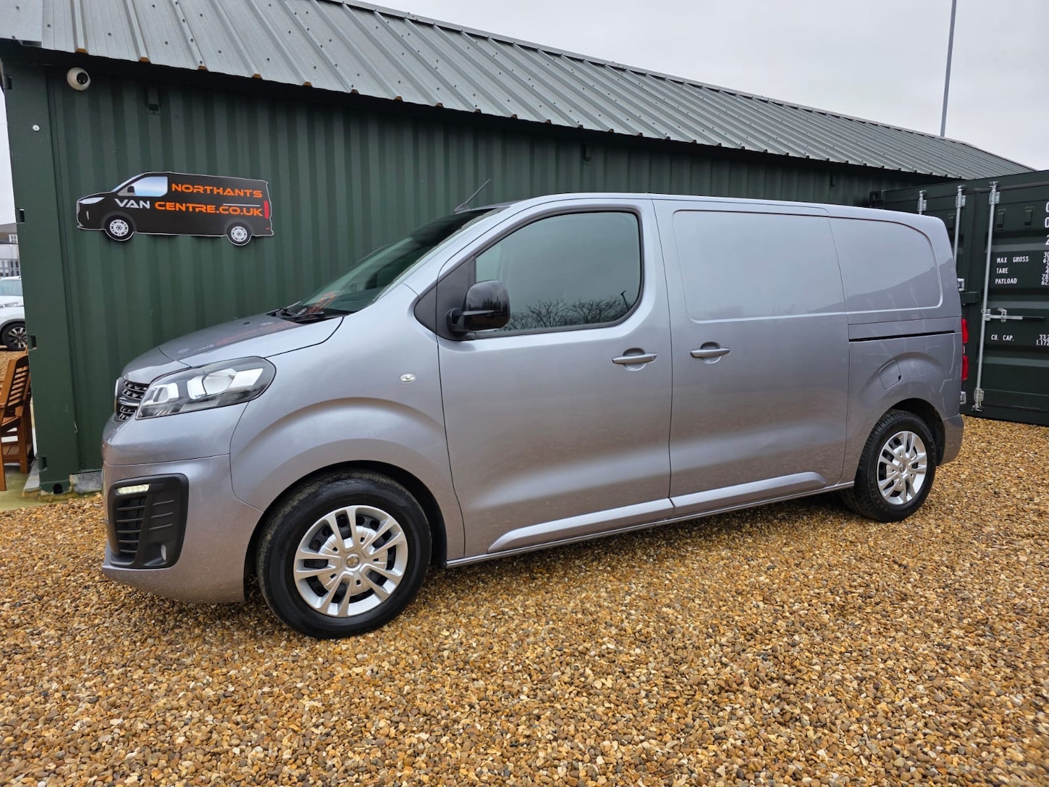 Used Vauxhall Vivaro 2022 for sale - 77365155: Photo 3